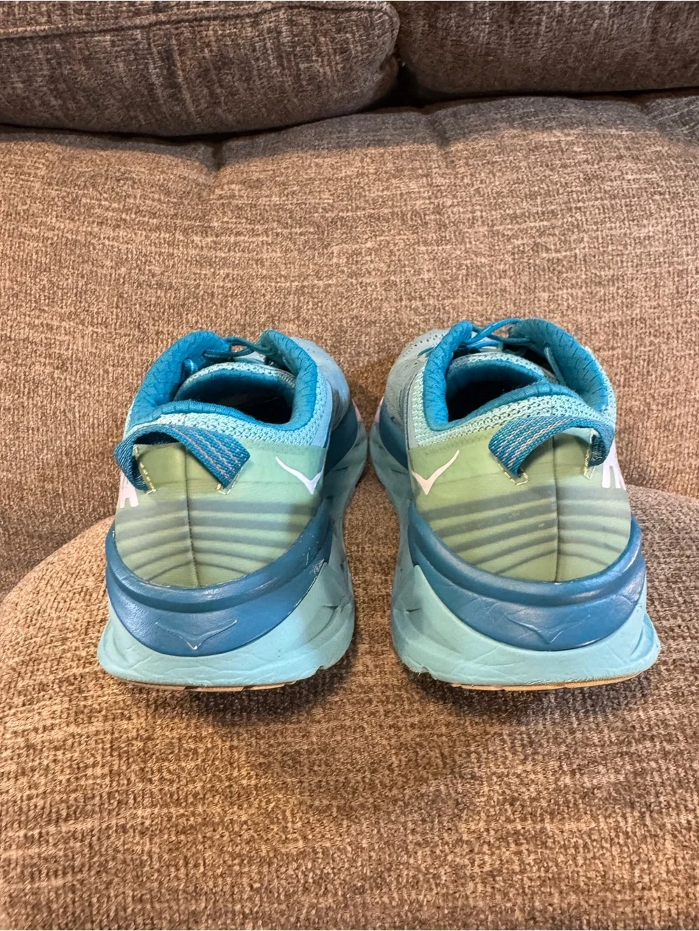 HOKA One One Arahi 4 Women’s Running Shoe Size 10 - Picture 9 of 11